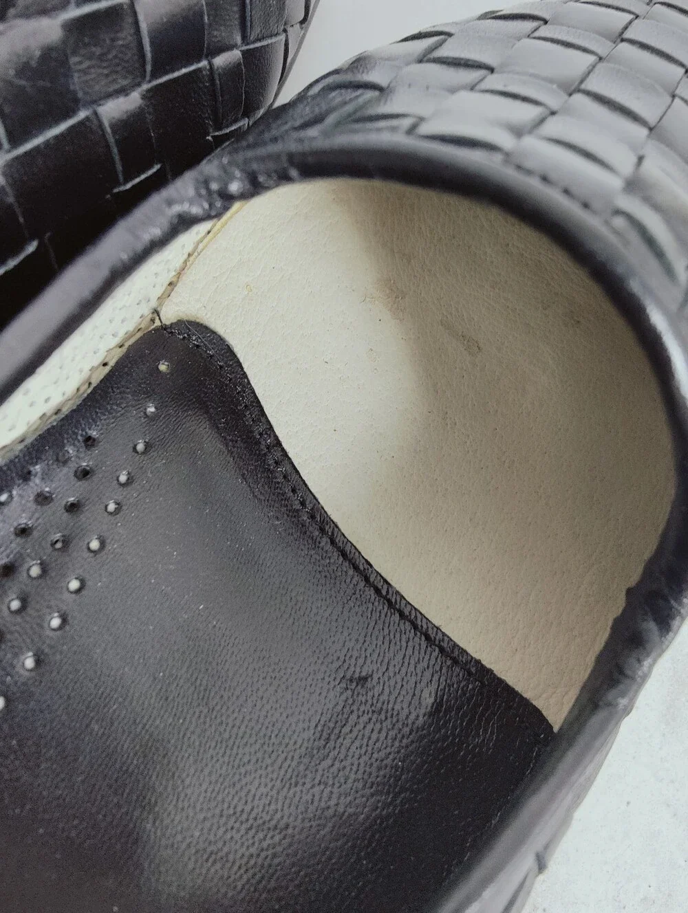 EUC Alfani Black Woven Leather Slip On Flat Almond Toe Loafers, Sz 10